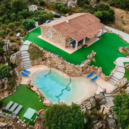 Rock Villa *
