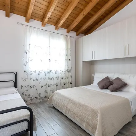 Rock Villa *
